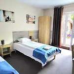 Smart2stay Pod Lipami בית הארחה 3*