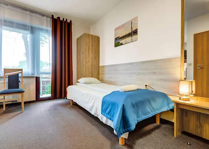 Smart2stay Pod Lipami 3* Varşova