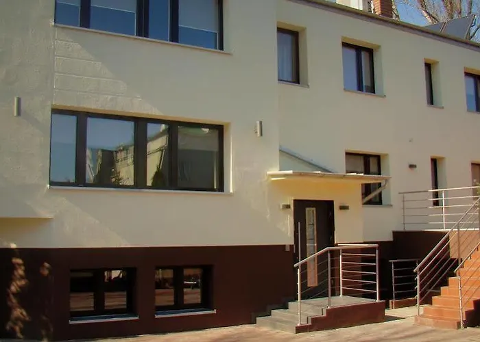 Konukevi Smart2stay Pod Lipami 3*