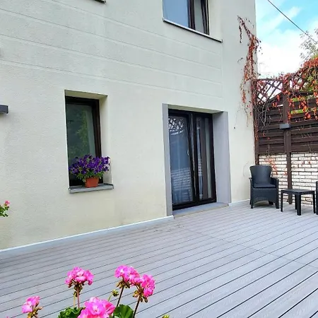 Pensionat Smart2stay Pod Lipami Warszawa