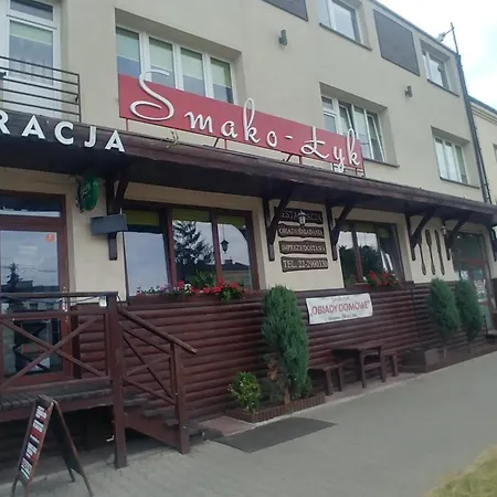 Smart2stay Pod Lipami Pensión Varsovia