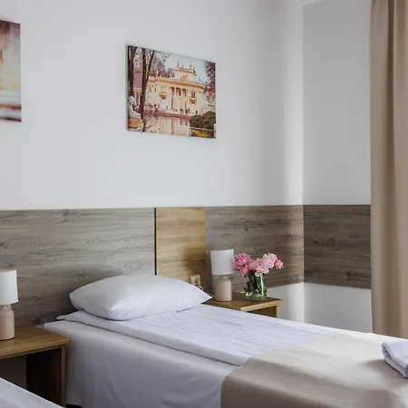 Smart2stay Pod Lipami Pensionat Warszawa