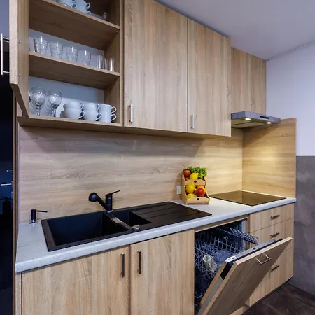 Pensionat Smart2stay Pod Lipami Warszawa