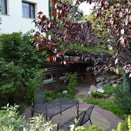 Smart2stay Pod Lipami Guest house Warsaw