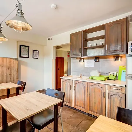 Smart2stay Pod Lipami Guest house Warsaw